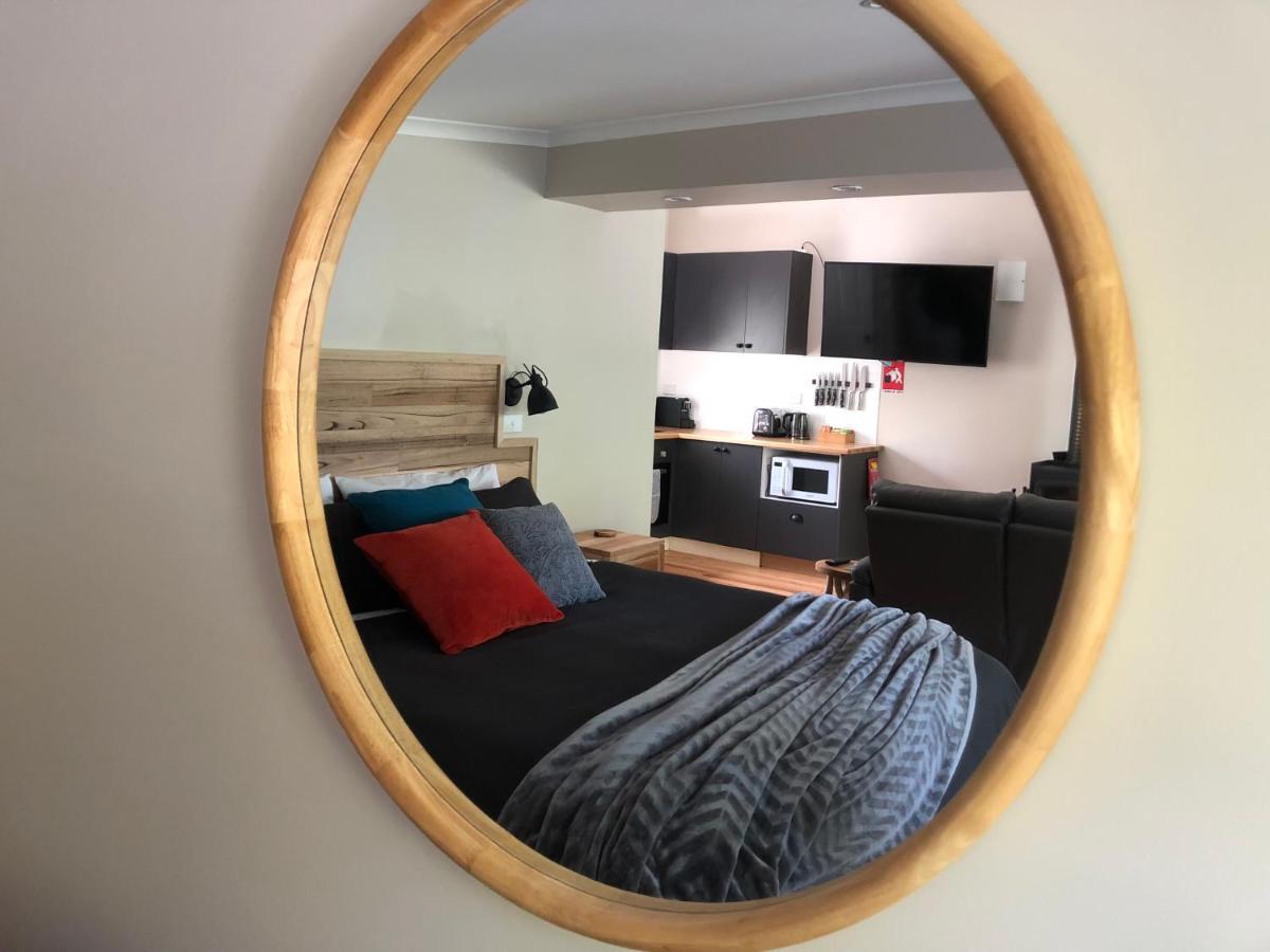 Отель Mole Creek Hideaway Экстерьер фото