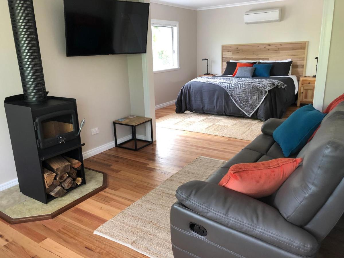 Отель Mole Creek Hideaway Экстерьер фото